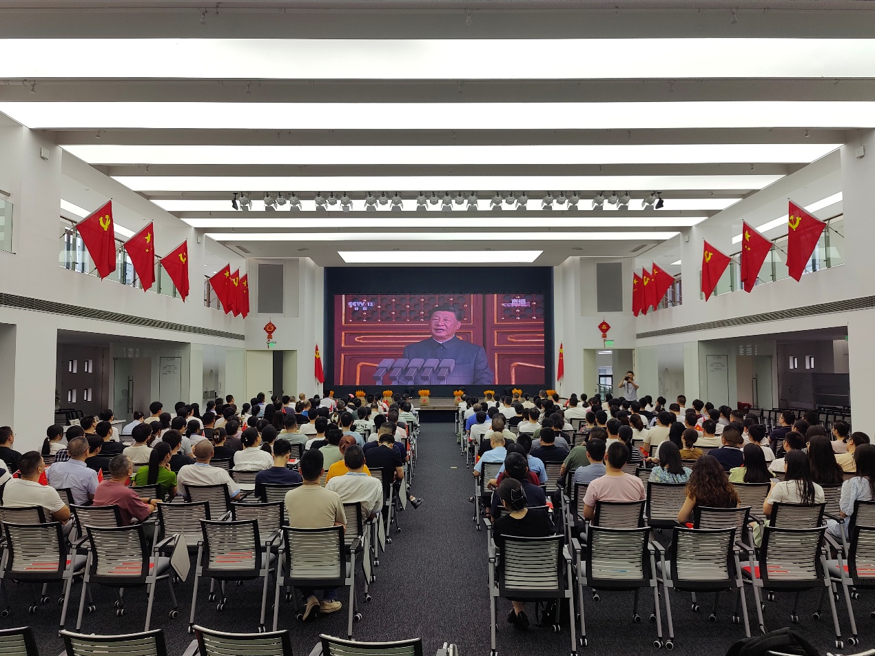勿忘歷史 吾輩自強(qiáng) ——海扶科技組織觀看紀(jì)念中國(guó)人民抗日戰(zhàn)爭(zhēng)暨世界反法西斯戰(zhàn)爭(zhēng)勝利80周年大會(huì)